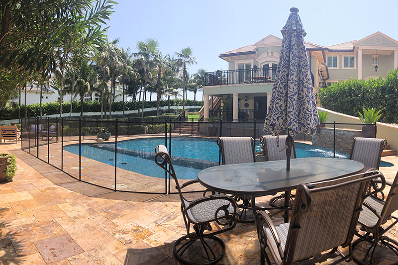 Florida Pool Fences - Pool Fence Installation - Easy Removal & Storage